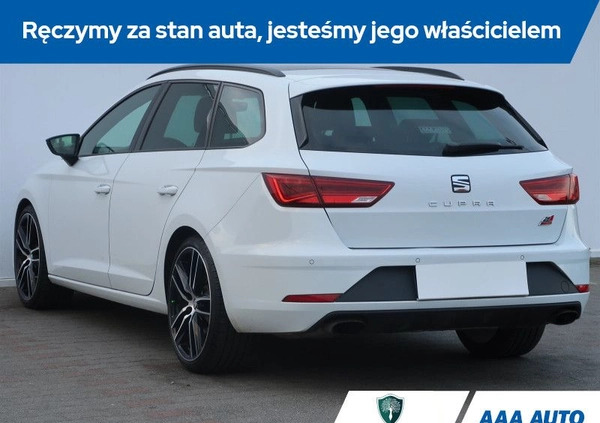 Seat Leon cena 100000 przebieg: 48660, rok produkcji 2017 z Zwoleń małe 154